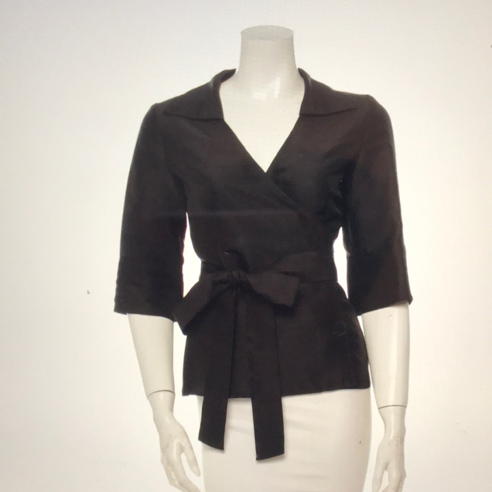 - Diane Von Furstenberg black Silk Top